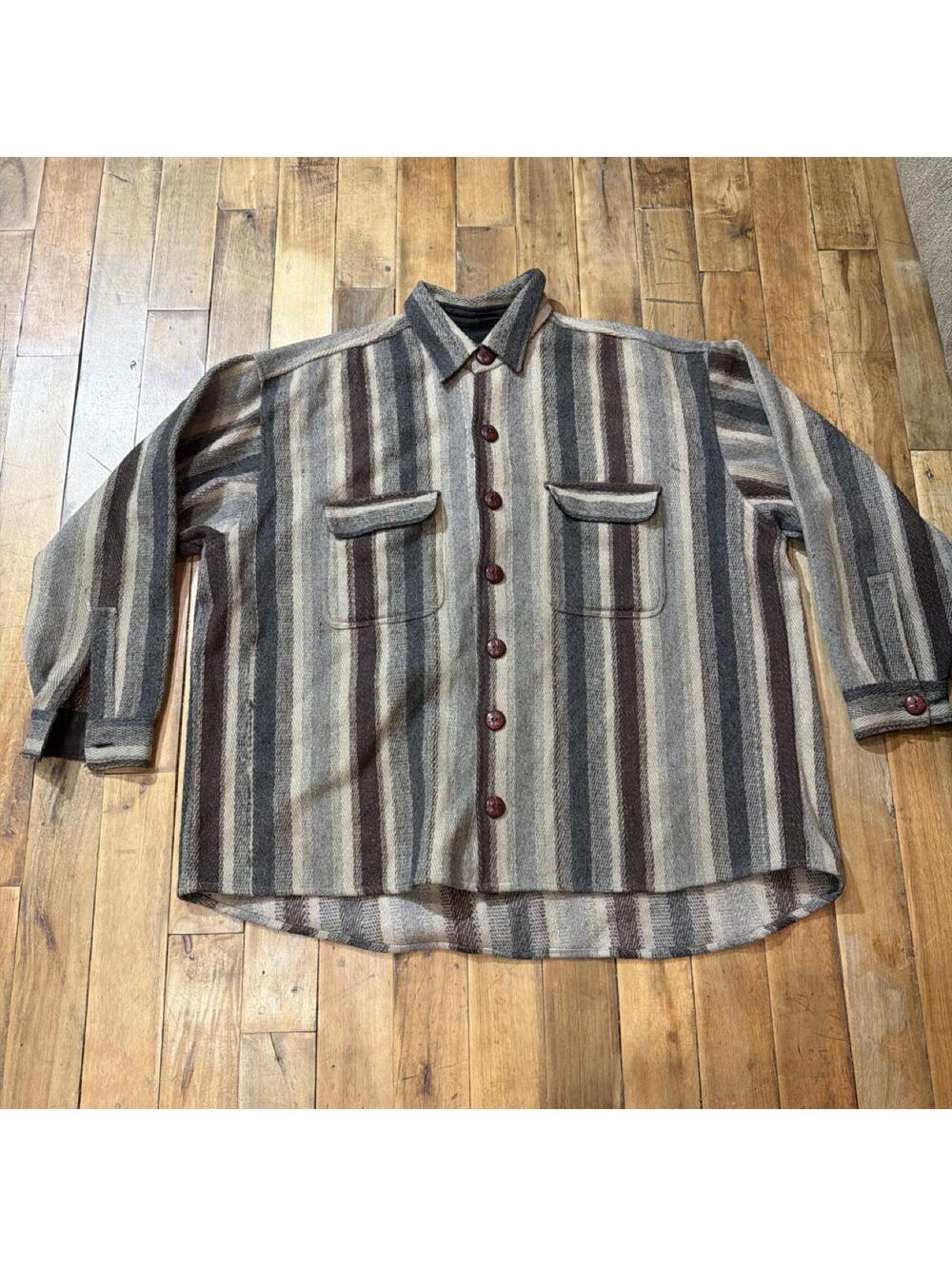 Vintage 90s Sierra Pacific wool